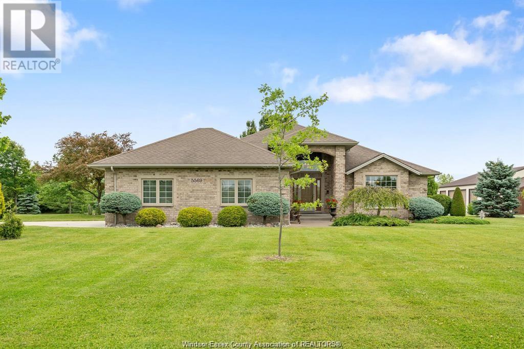 5569 Concession Rd 5, Amherstburg, ON N9V 2Y9