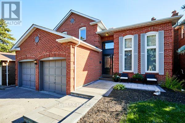 783 Pebble Ct, Pickering, ON L1V 3R3