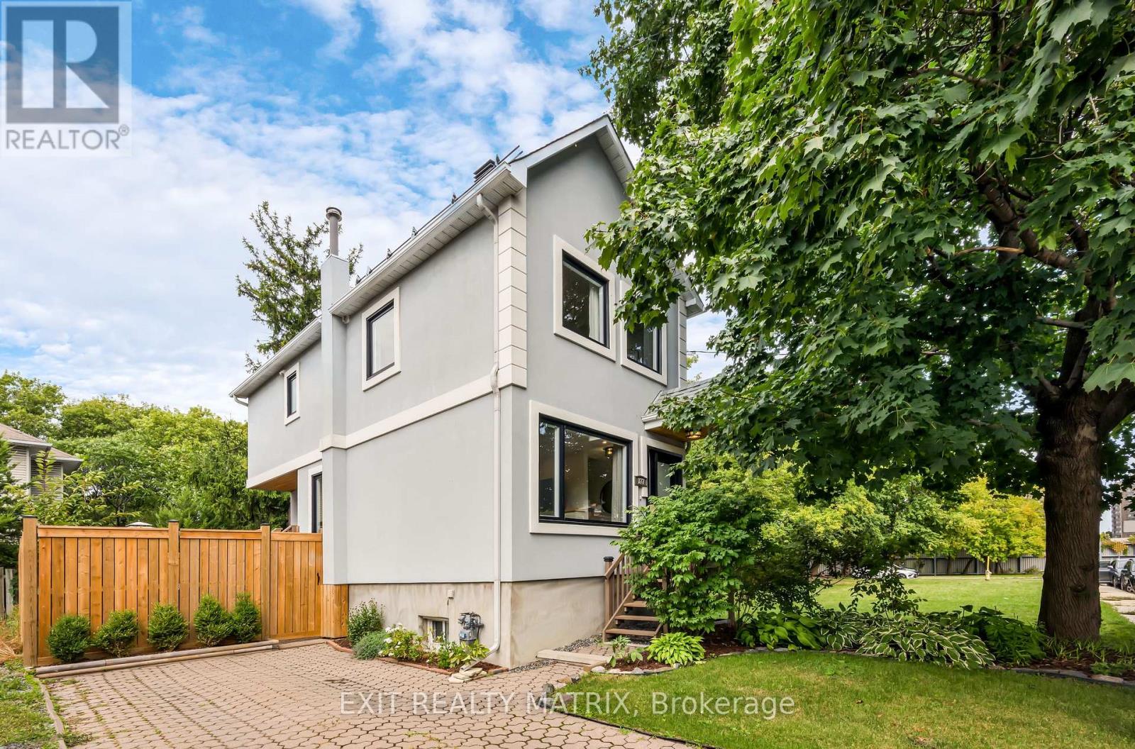 177 Hawthorne Ave, Ottawa, ON K1S 0B4