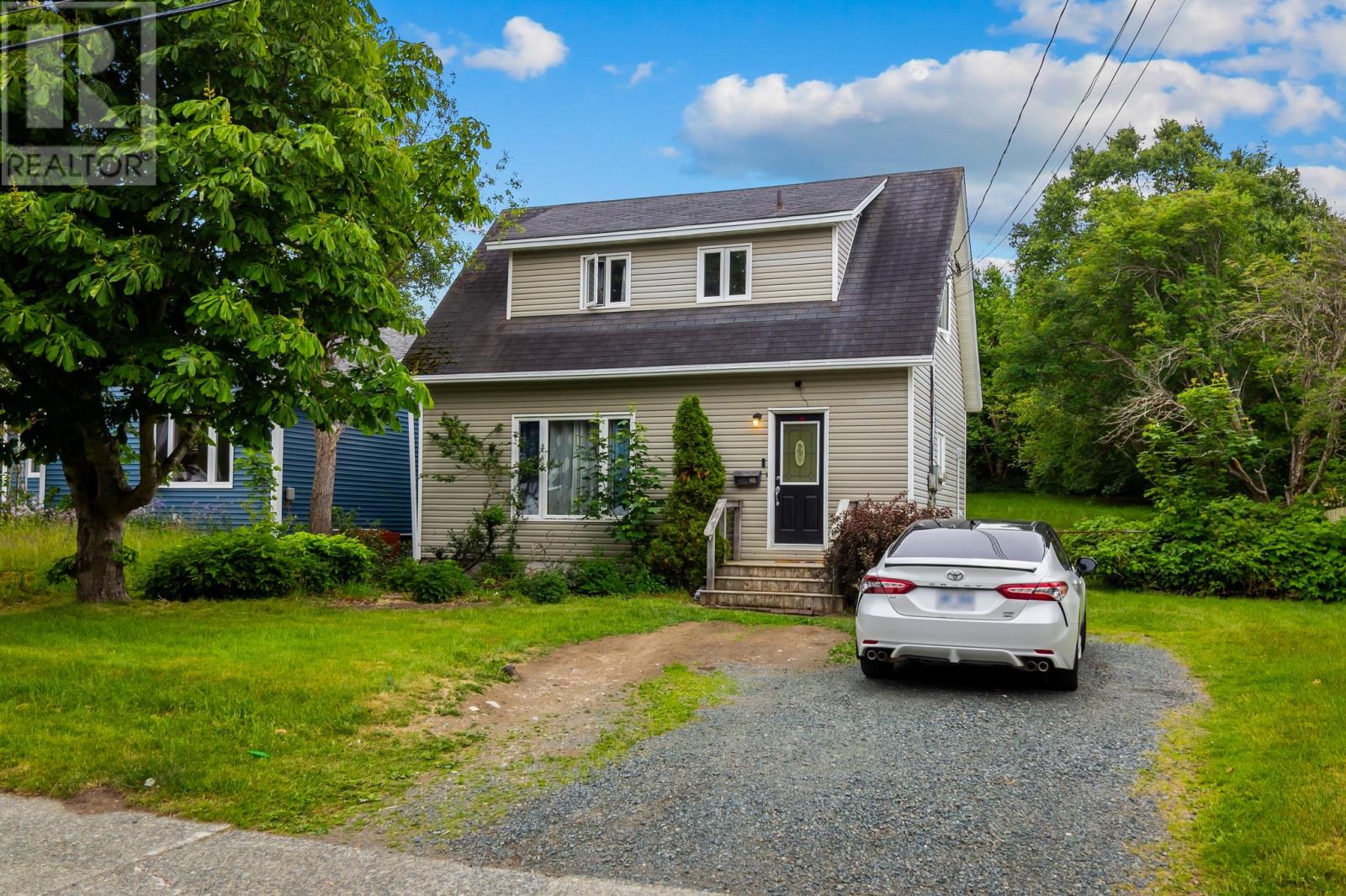 105 Newtown Rd, St. Johns, NL