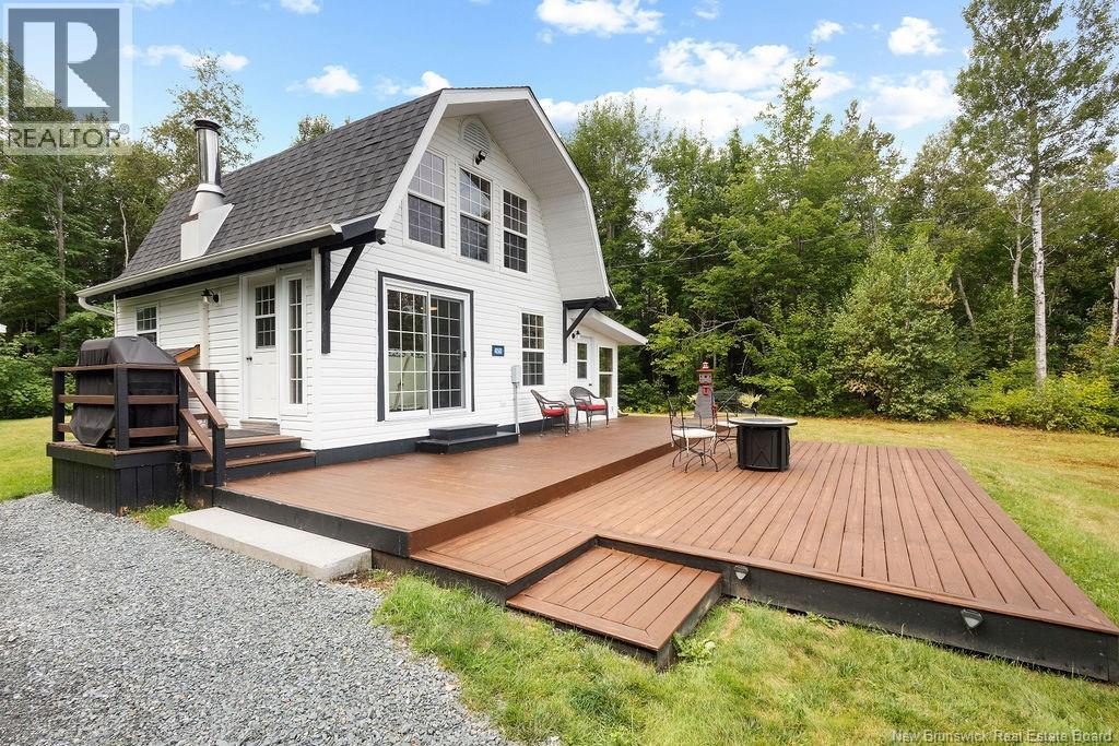 458 E Point Rd, Miramichi, NB E1N 4M8