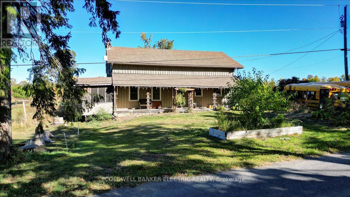 450 Thomasburg Rd, Centre Hastings, ON K0K 3H0