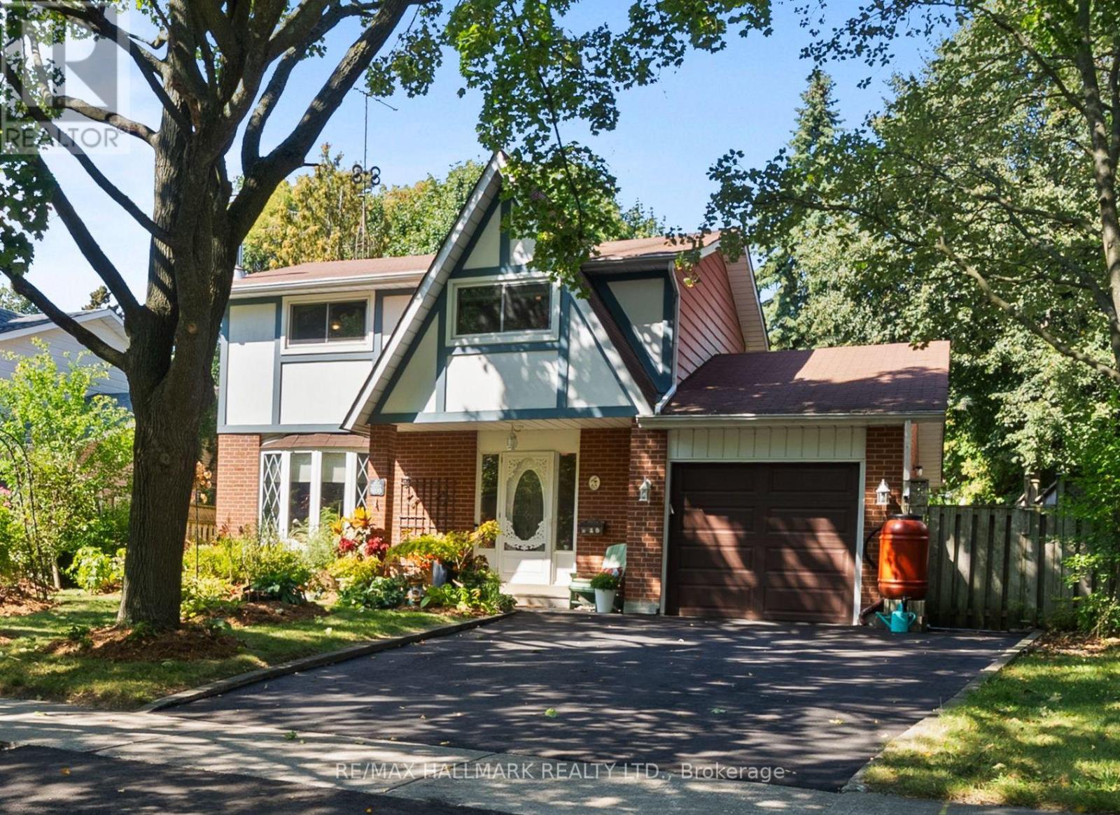 65 Tudor Glen Cres, Toronto, ON M1C 2S3