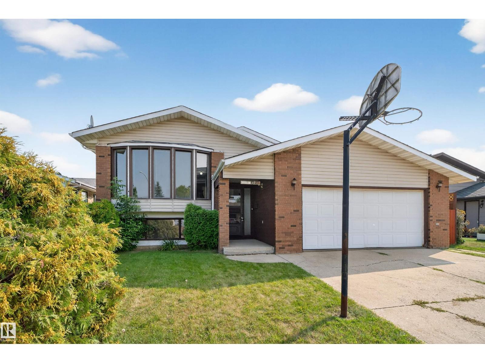 49 St Nw Unit 1727 #a, Edmonton, AB T6L 2Y6
