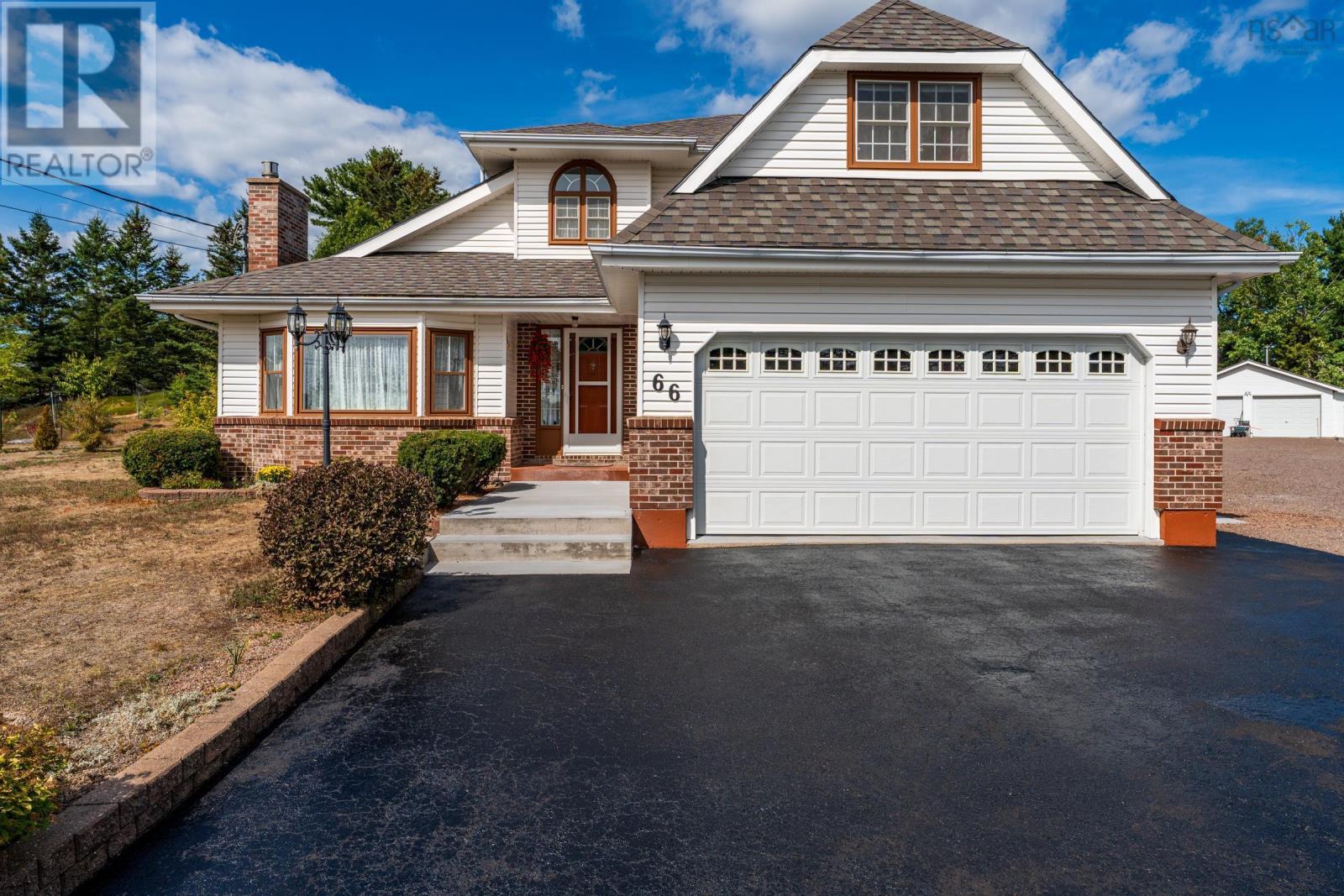 66 Dahlgren Cres, North Kingston, NS B0P 1R0