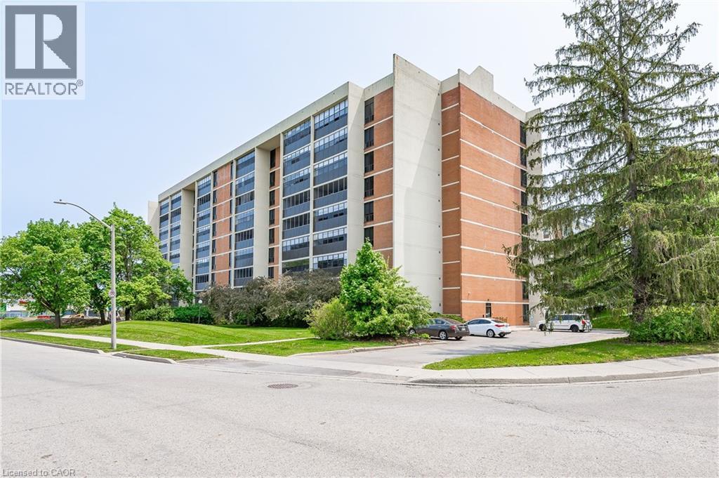 65 Westmount Road N Unit 801, Waterloo, ON N2L 5G6