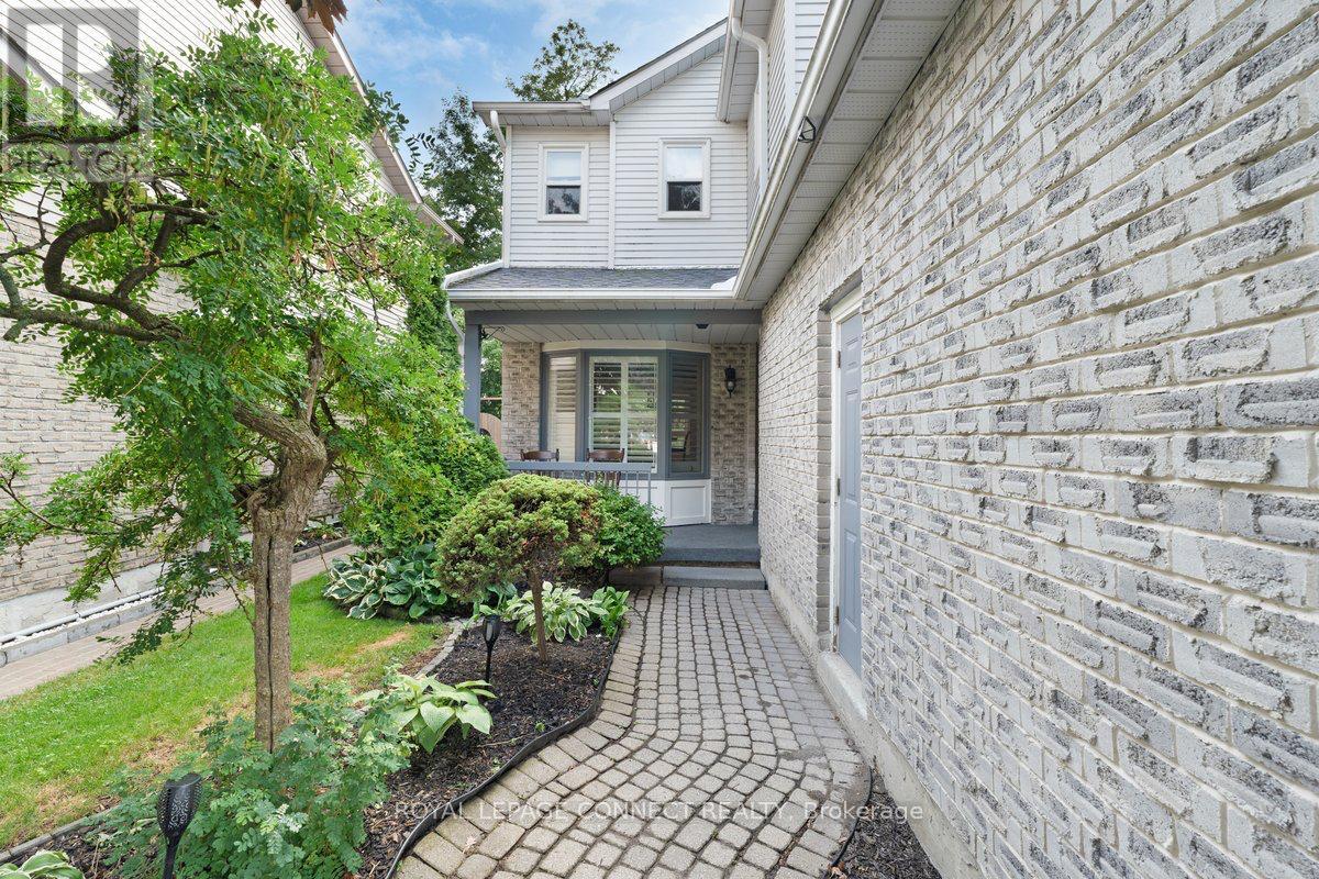 54 Parklawn Dr S, Clarington, ON L1E 1Y8