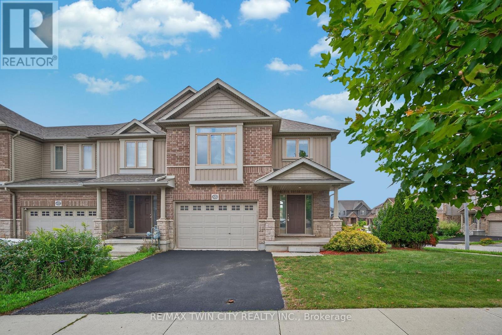 420 Avens St, Waterloo, ON N2V 0B5
