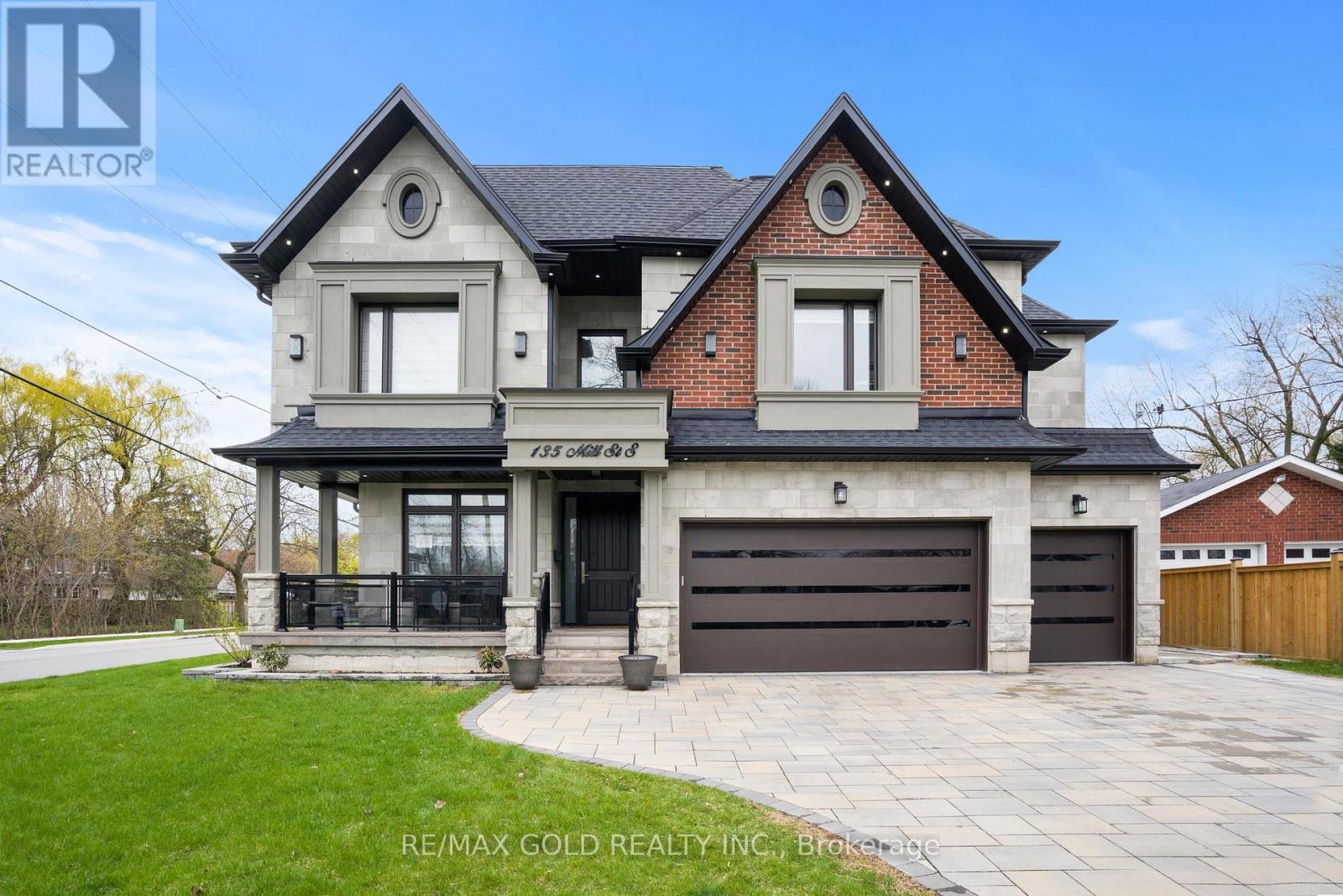 135 Mill St S, Brampton, ON L6Y 1T5
