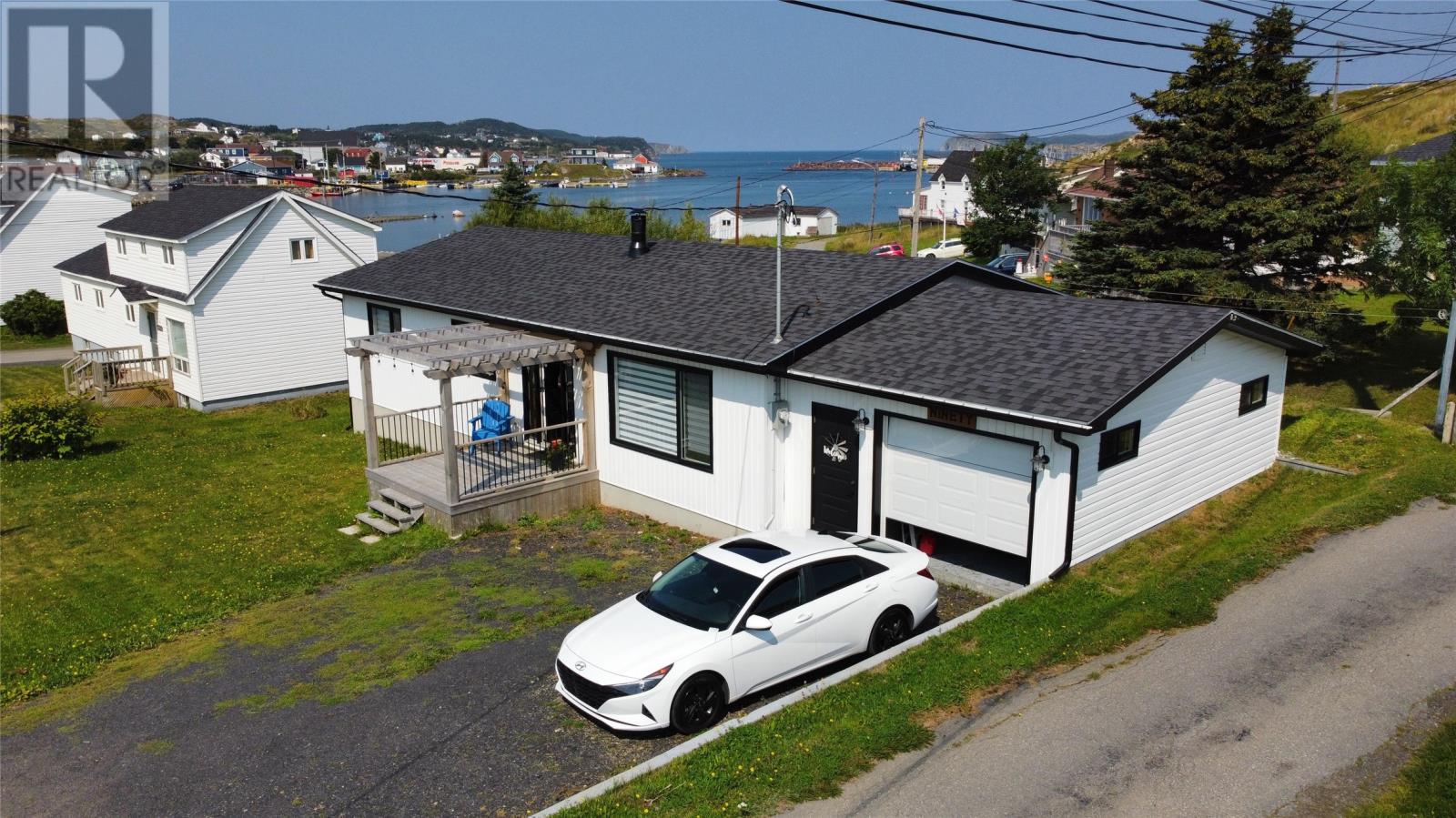 90 Main St, Twillingate, NL A0G 4M0
