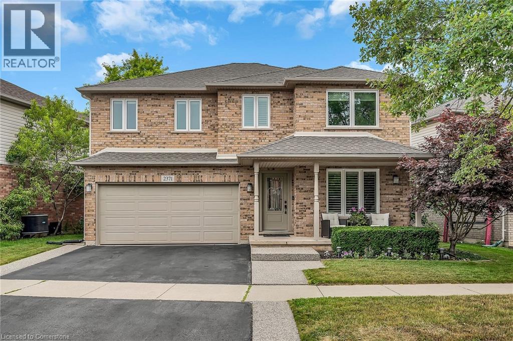 2371 Pathfinder Dr, Burlington, ON L7L 6N8