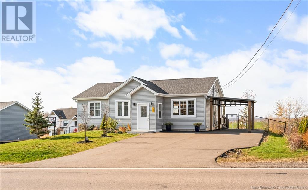 351 Dover Rd, Dieppe, NB E1A 7L5