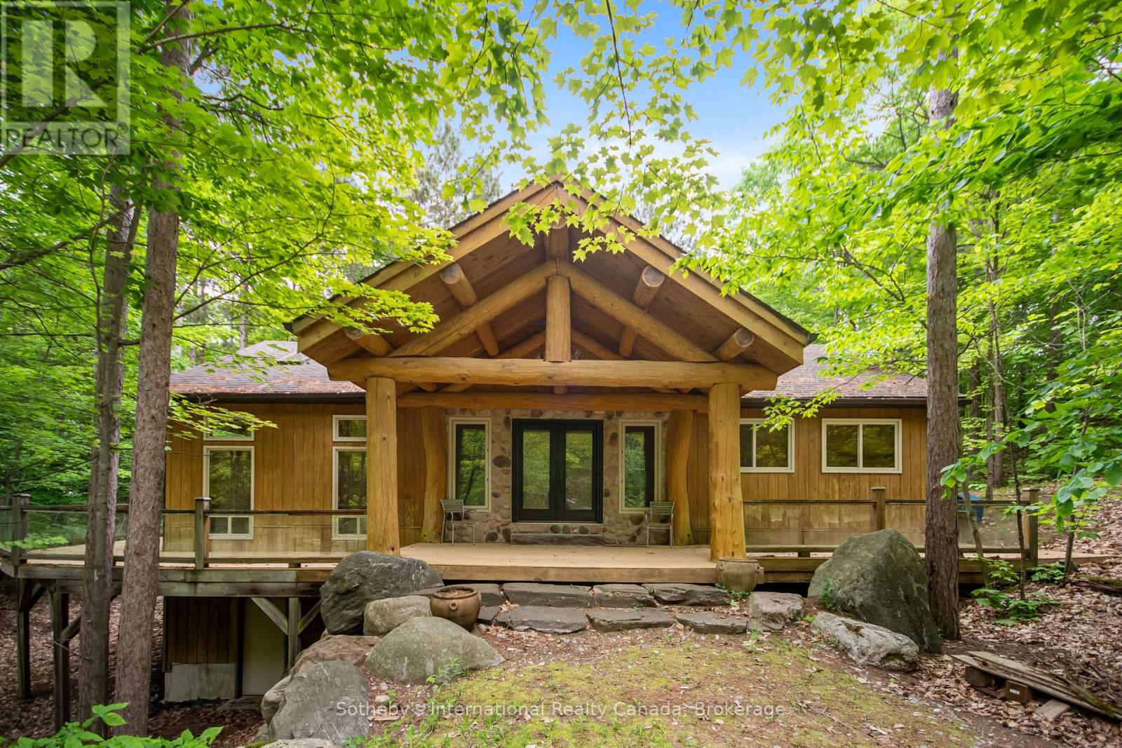4 Amik Lane, Christian Island 30 Beausoleil First Nation, ON L9M 0A9