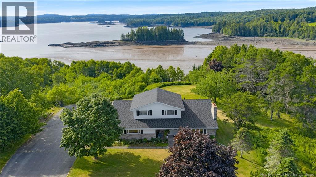 100 Nason St, Blacks Harbour, NB E5H 1A3