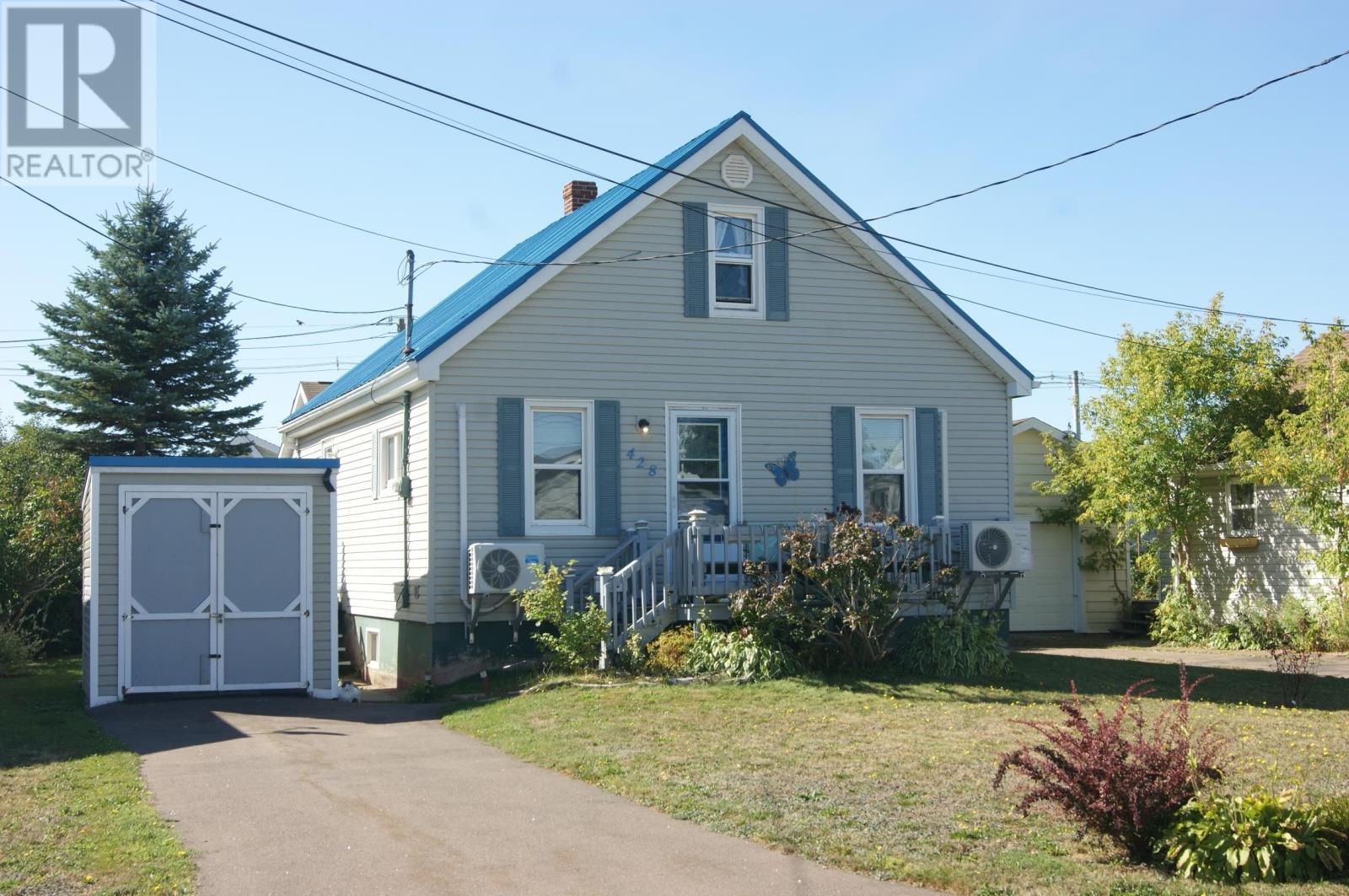 428 Palmer St, Summerside, PE C1N 1W1