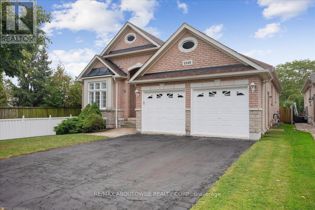 2348 Tesla Cres, Oakville, ON L6H 7T5