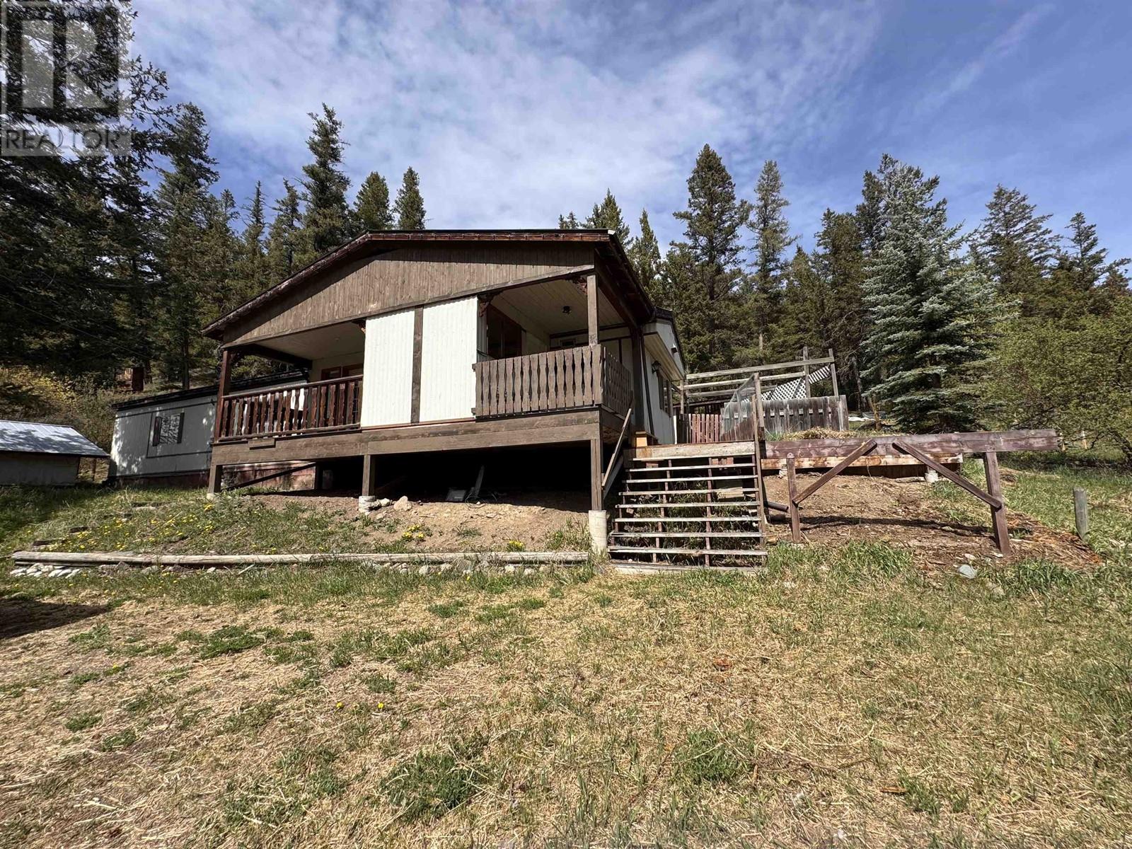 2150 Commodore Cres, Williams Lake, BC V2G 5C9