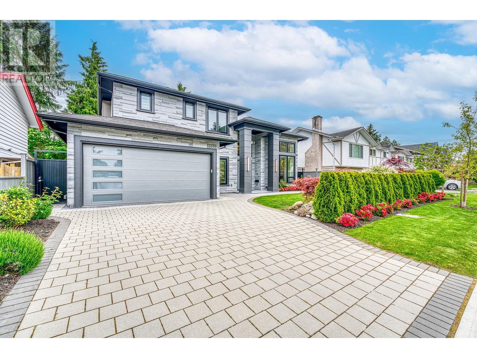 6699 Azure Rd, Richmond, BC V7C 2S7