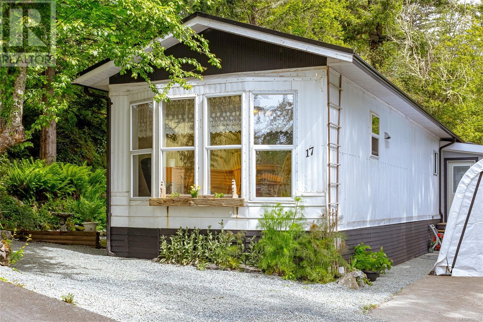 7142 Grant Rd Unit 17 Rd, Sooke, BC V9Z 0N3