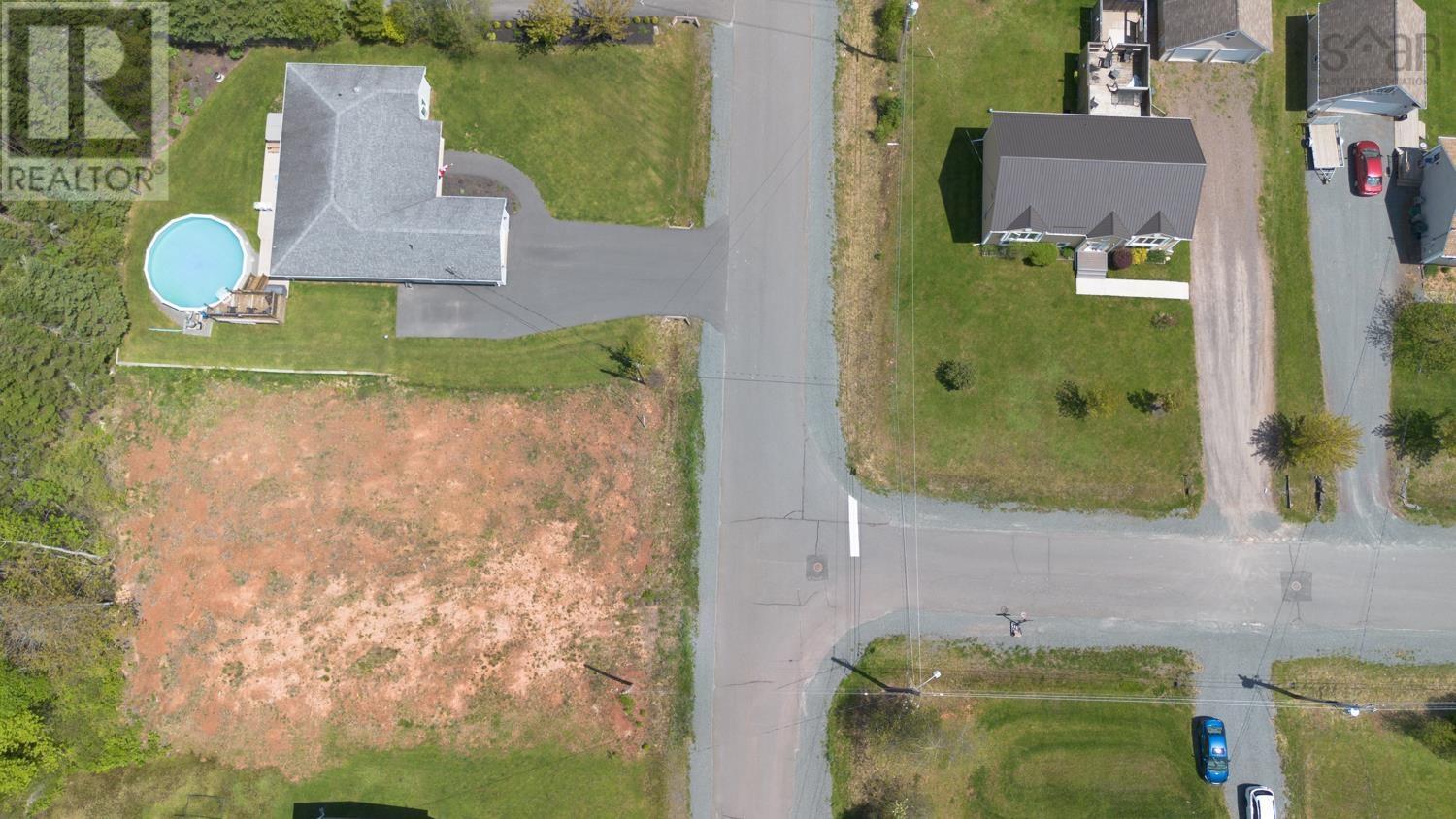 Runway Court, Valley, NS B6L 6L3