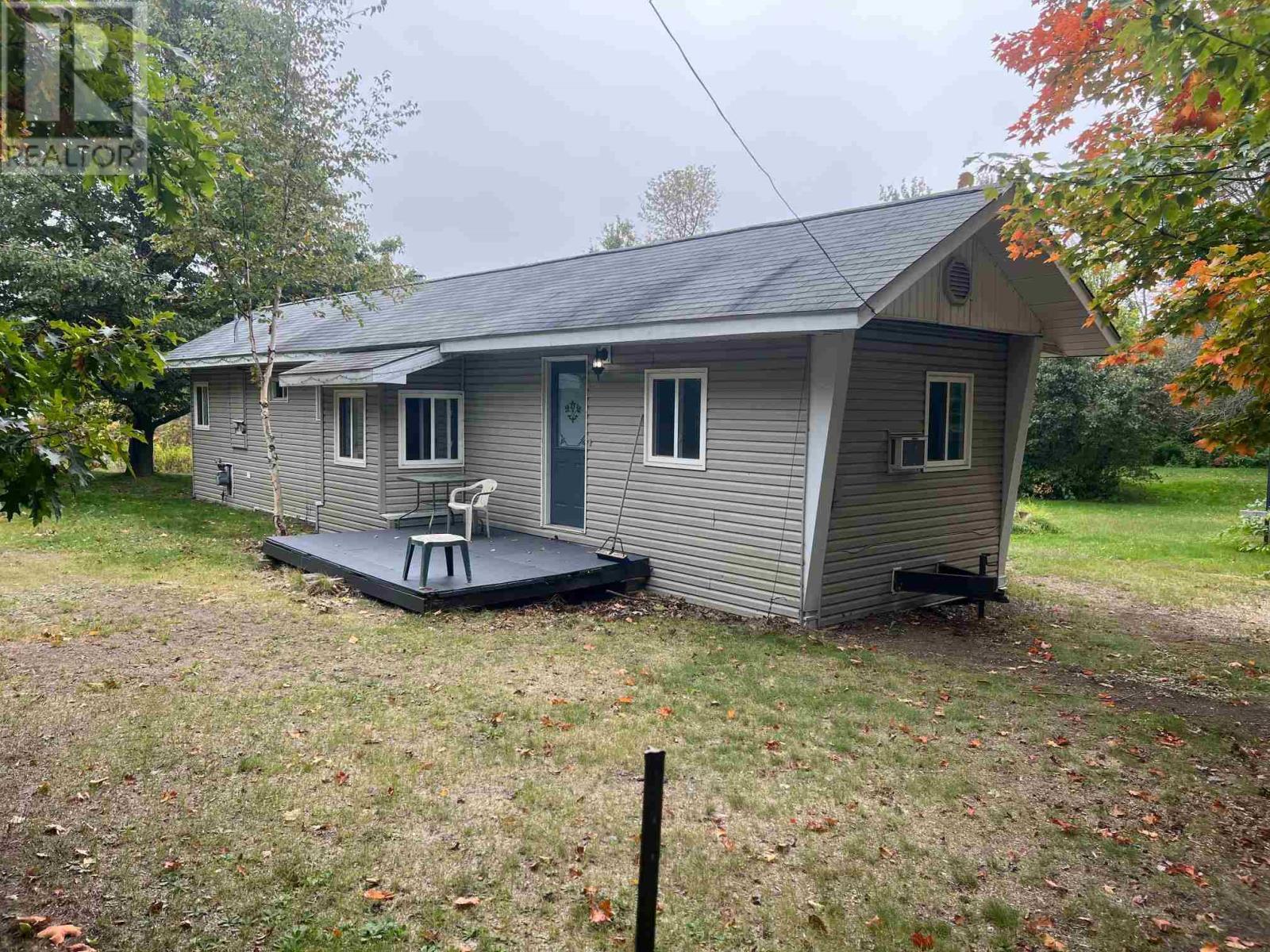 6 Oak, Blind River, ON P0R 1B0