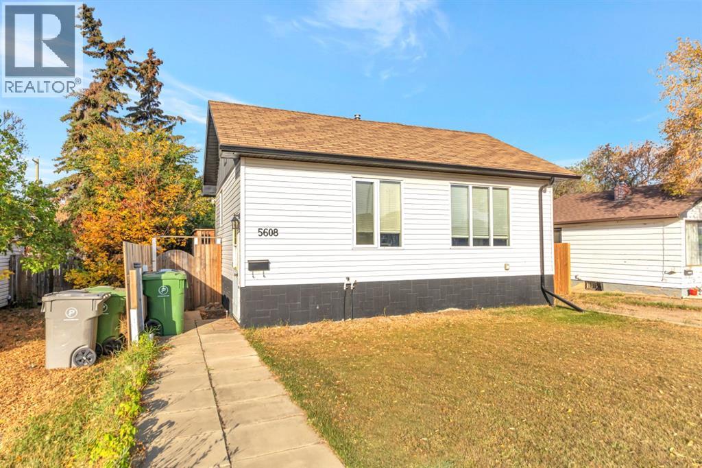 49 Avenue Unit 5608, Lloydminster, SK S9V 0V5