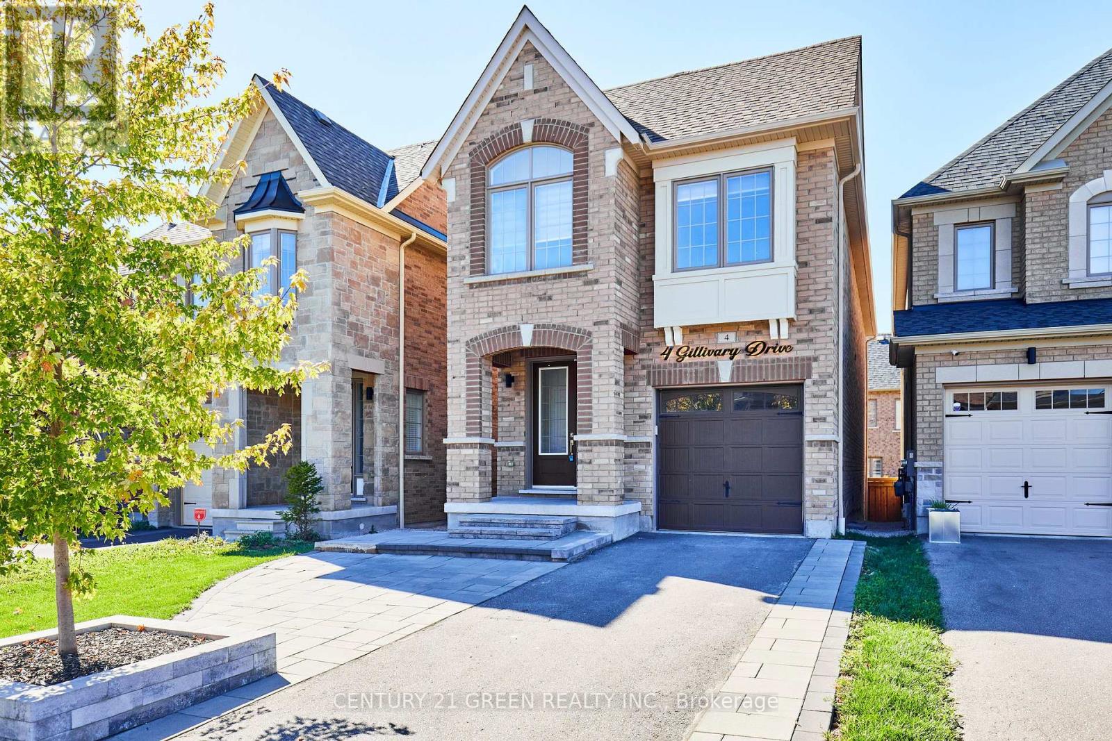 4 Gillivary Dr, Whitby Williamsburg, ON L1P 0C9