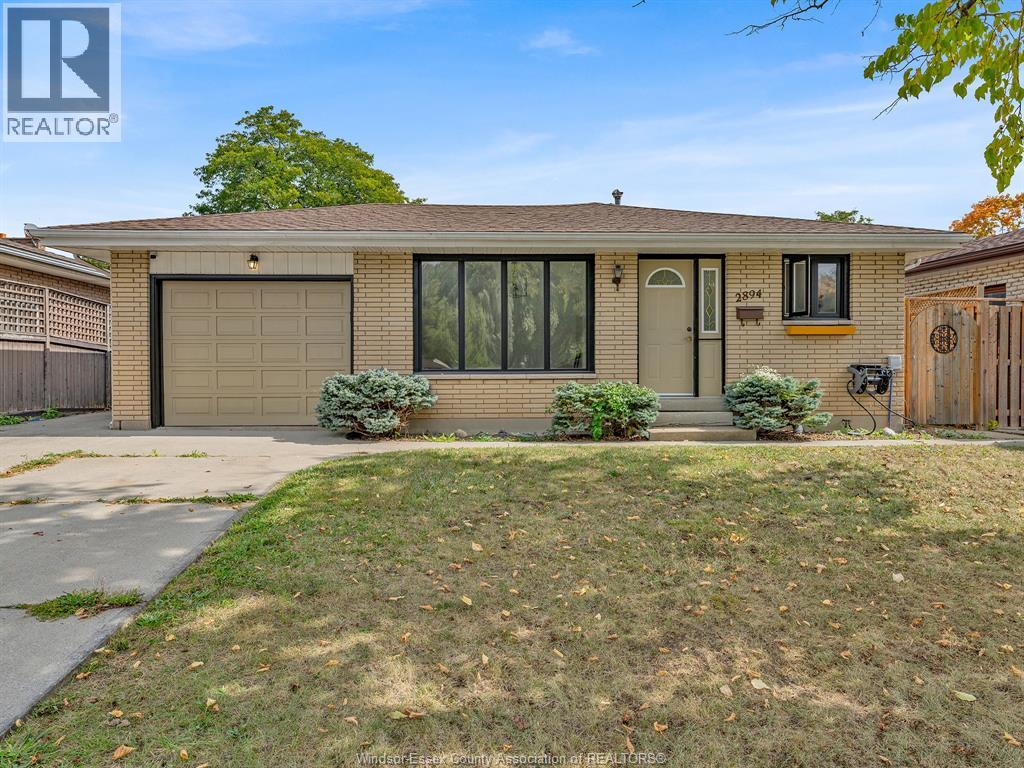2894 Sherway Dr, Windsor, ON N8R 1K5