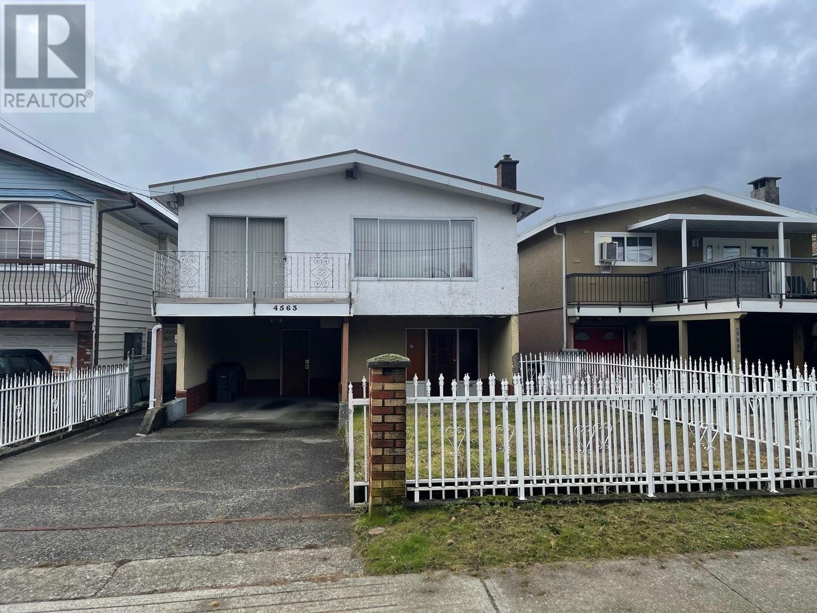 4563 Earles St, Vancouver, BC V5R 3R1