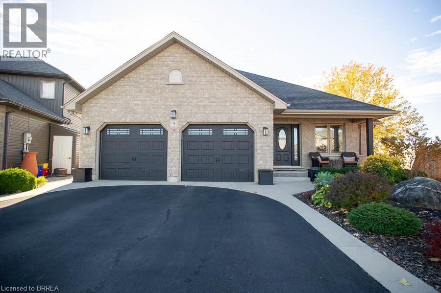 9 Davey Ct, Jarvis, ON N0A 1J0