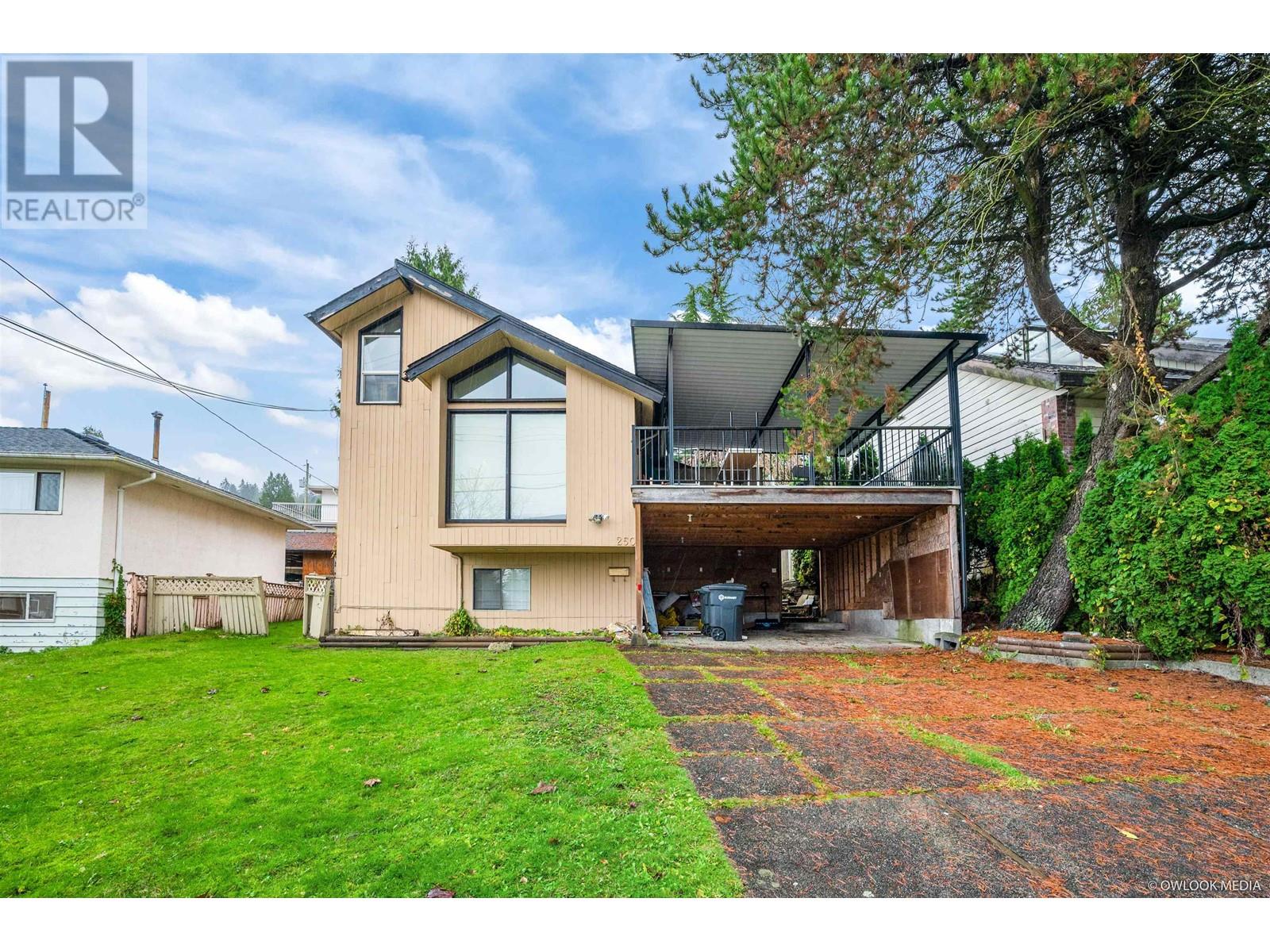 250 Duthie Ave, Burnaby, BC V5A 2P2