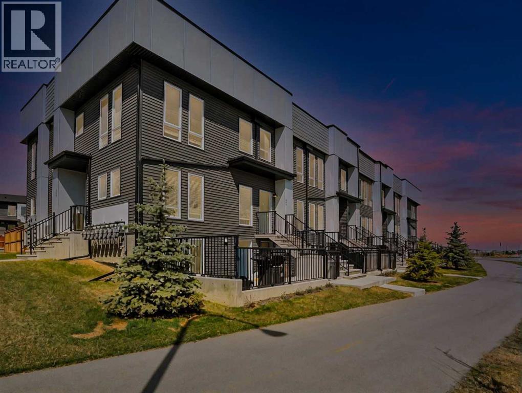 452 Seton Cir SE, Calgary, AB T3M 3H1