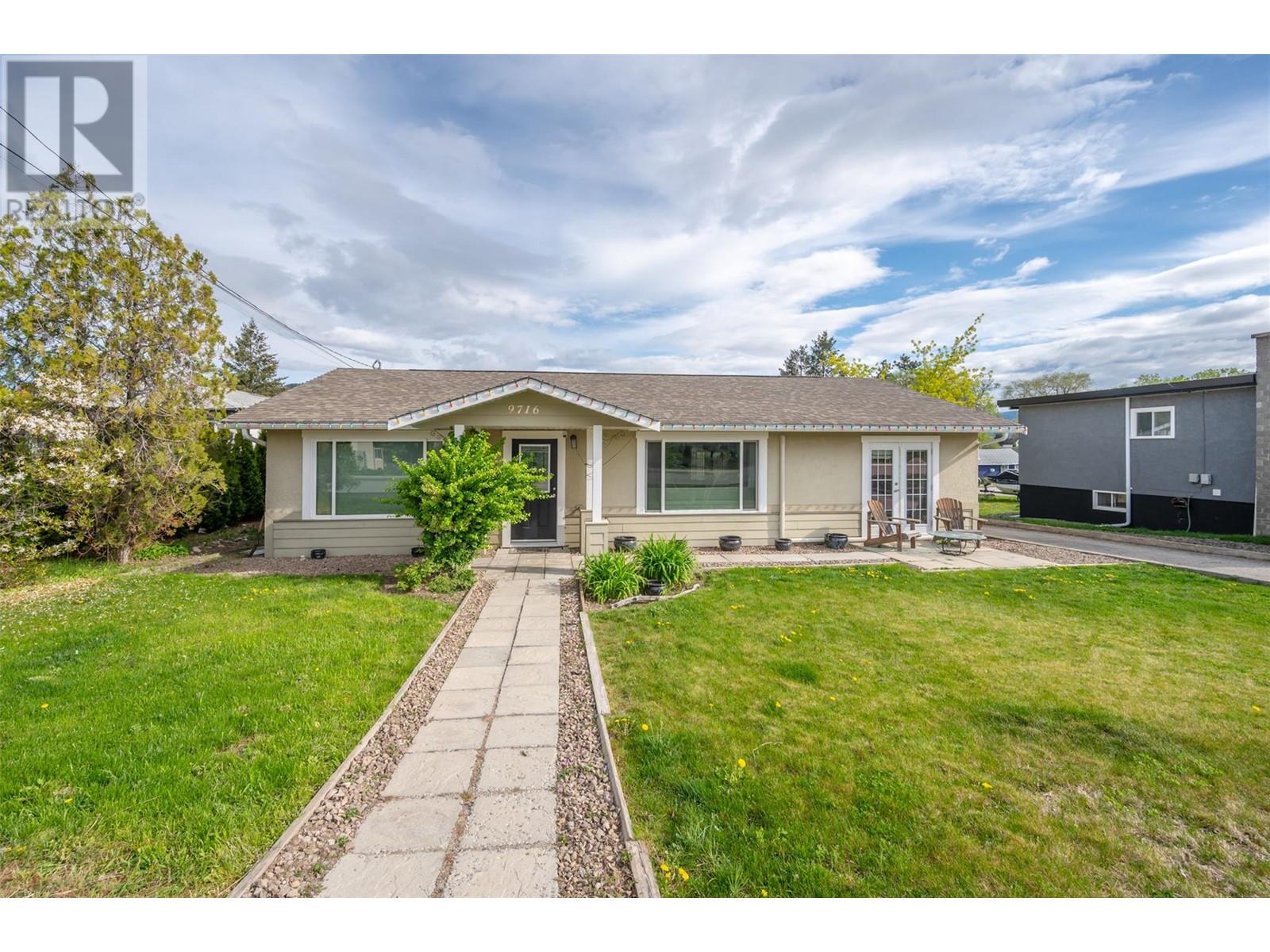 9716 Thompson Rd, Summerland, BC V0H 1Z3