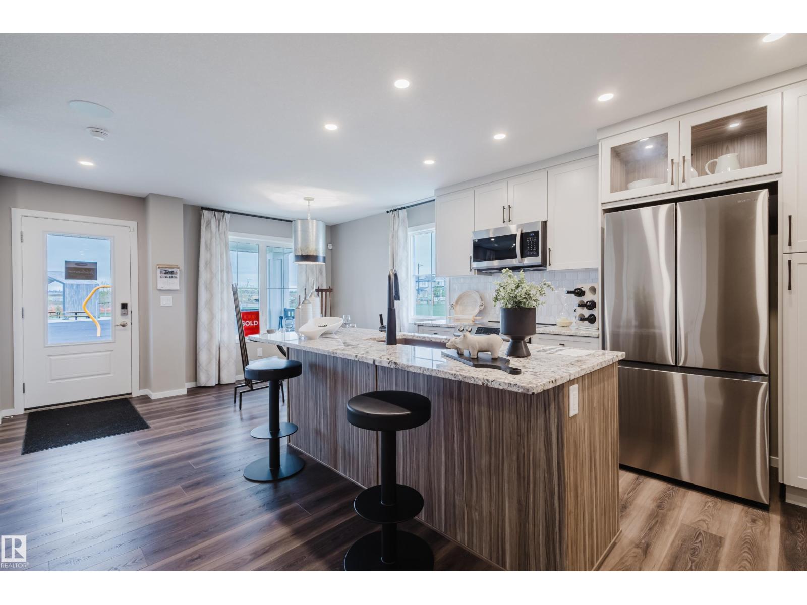1033 Hearthstone Bv, Sherwood Park, AB T8H 3B3