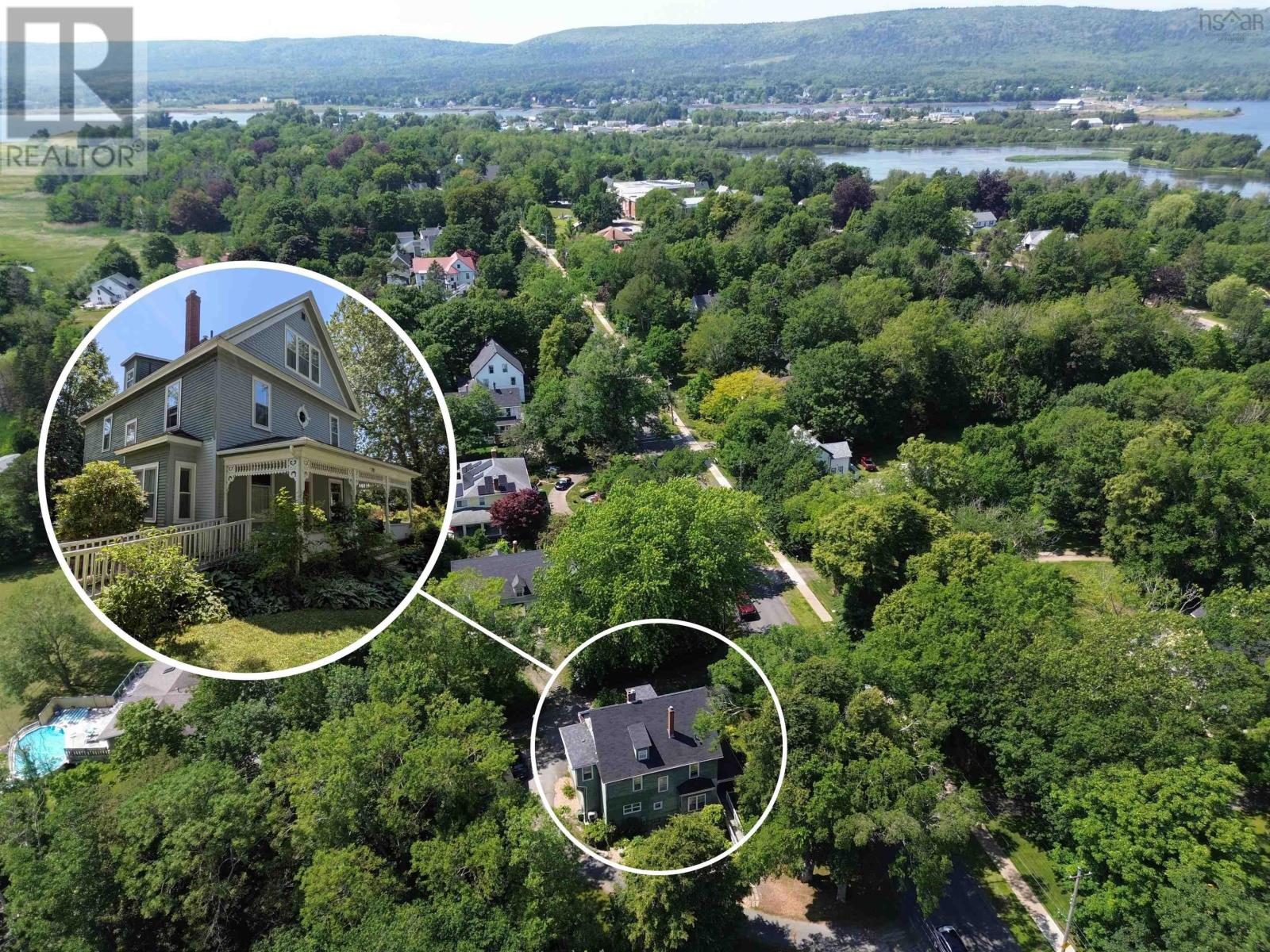 703 Saint George St, Annapolis Royal, NS B0S 1A0