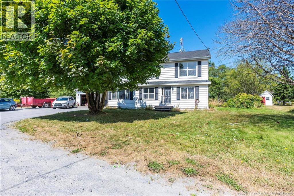 298 Westmorland Rd, Saint John, NB E2J 2G3