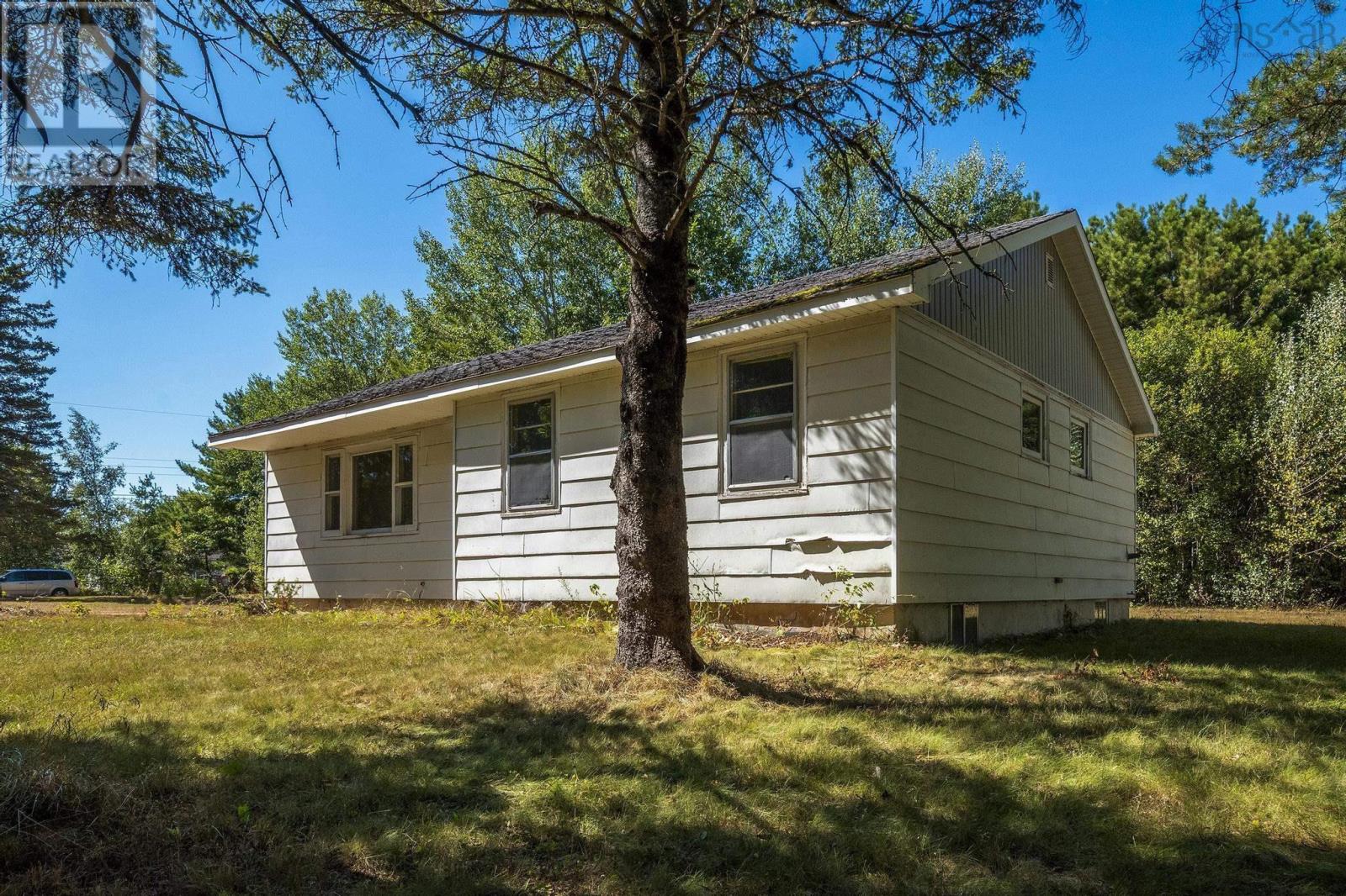 60 Ritchie Ln, Auburn, NS B0P 1A0