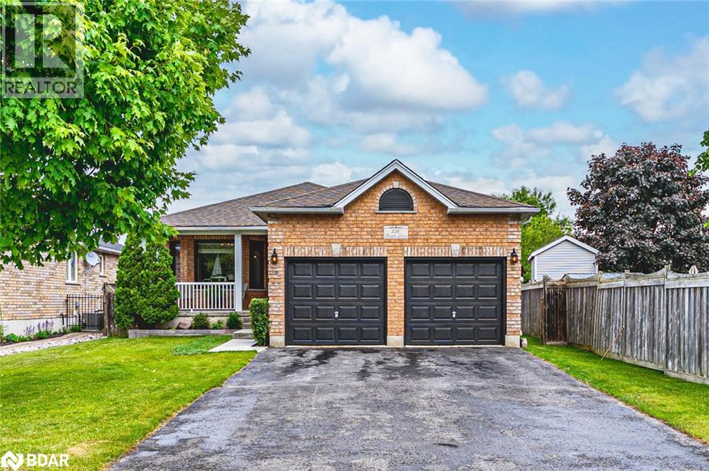 236 Pringle Dr, Barrie, ON L4N 0P4