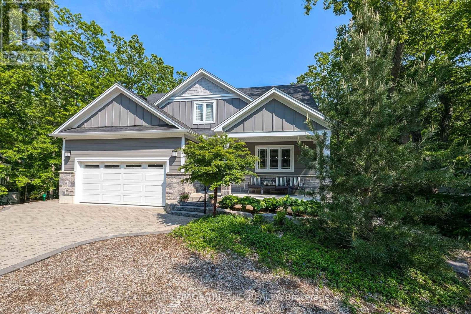 10124 Sandalwood Cres, Lambton Shores, ON N0M 1T0
