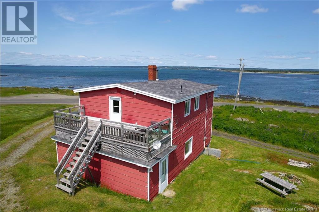 246 White Head Rd, White Head Island, NB E5G 1K6