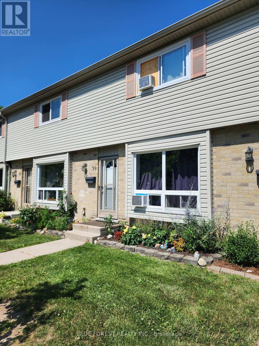39 475 Sandringham Cres, London, ON N6C 5B9