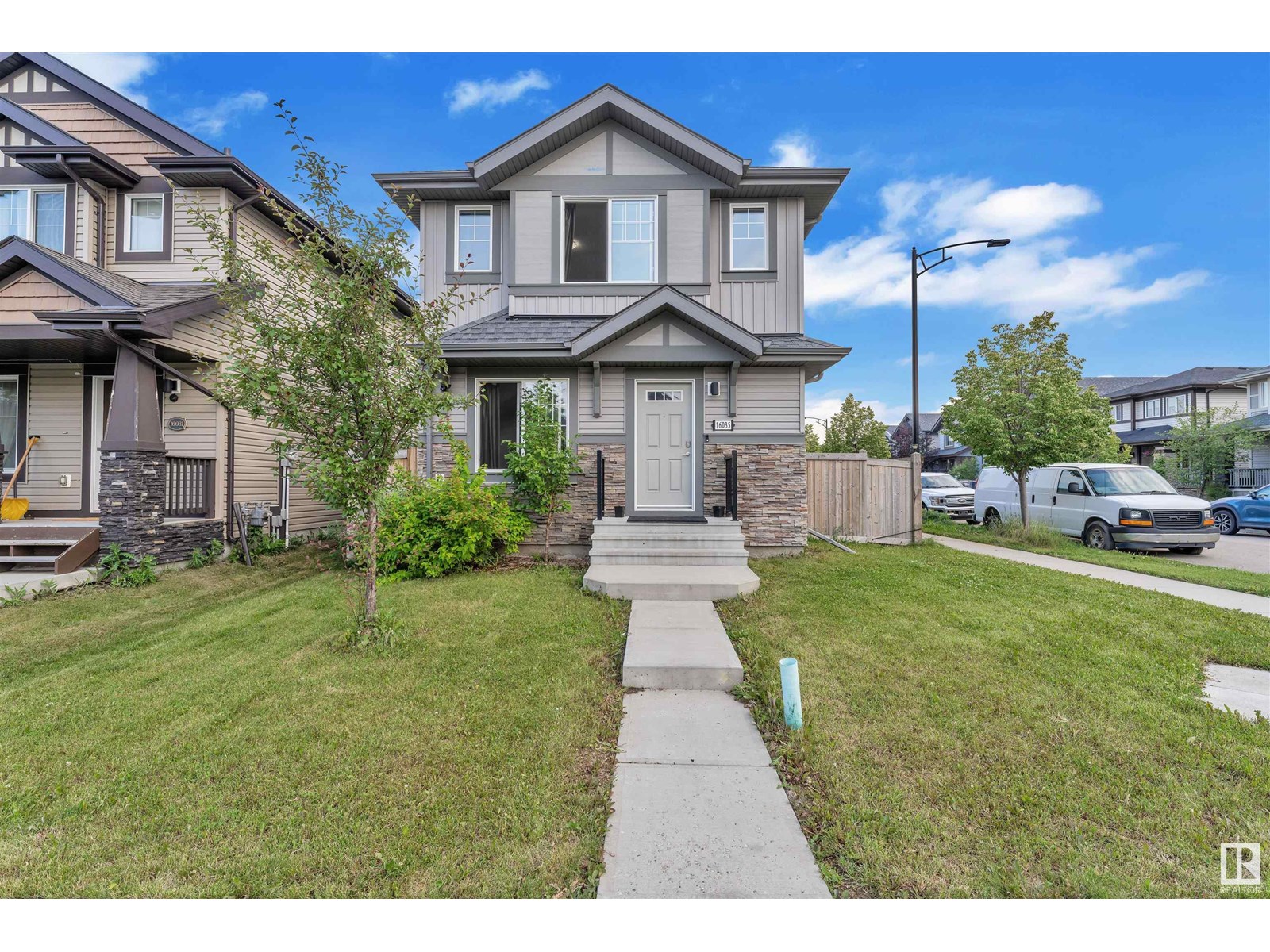 12 Av Sw Unit 16035, Edmonton, AB T6W 2W6