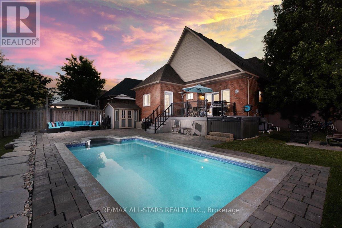 98 Bayview Ave, Georgina, ON L4P 2S9