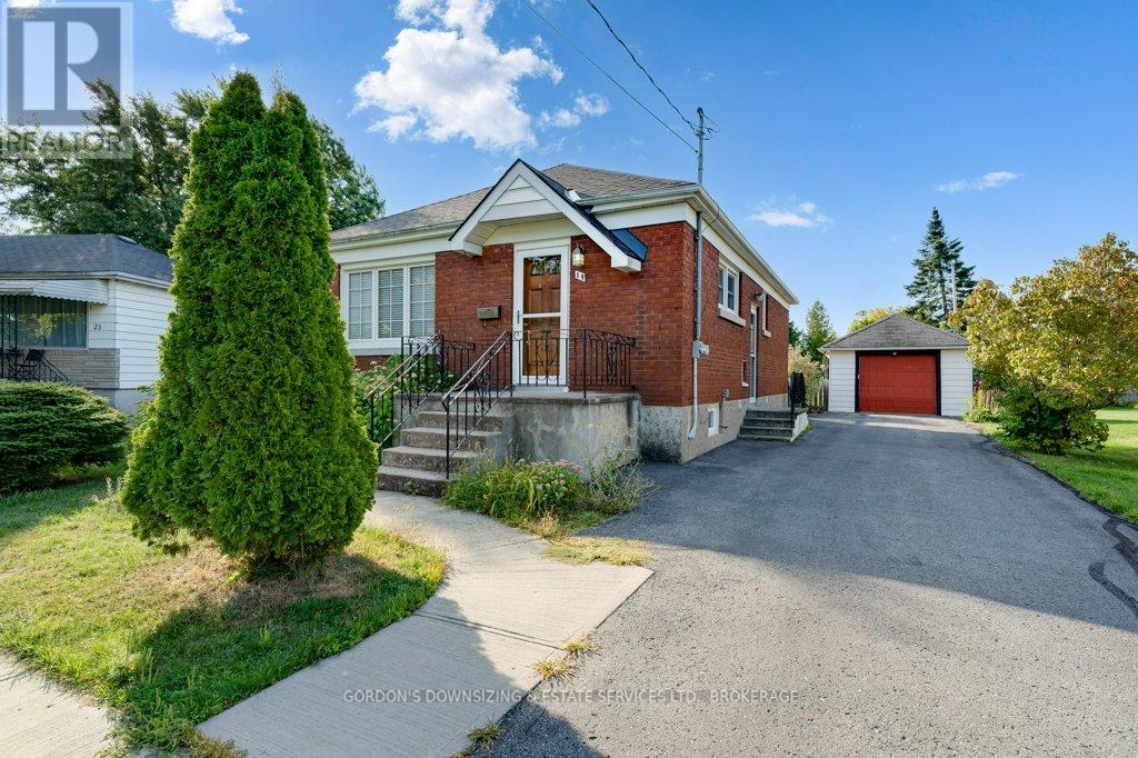 19 Cameron St, Kingston, ON K7K 4R7