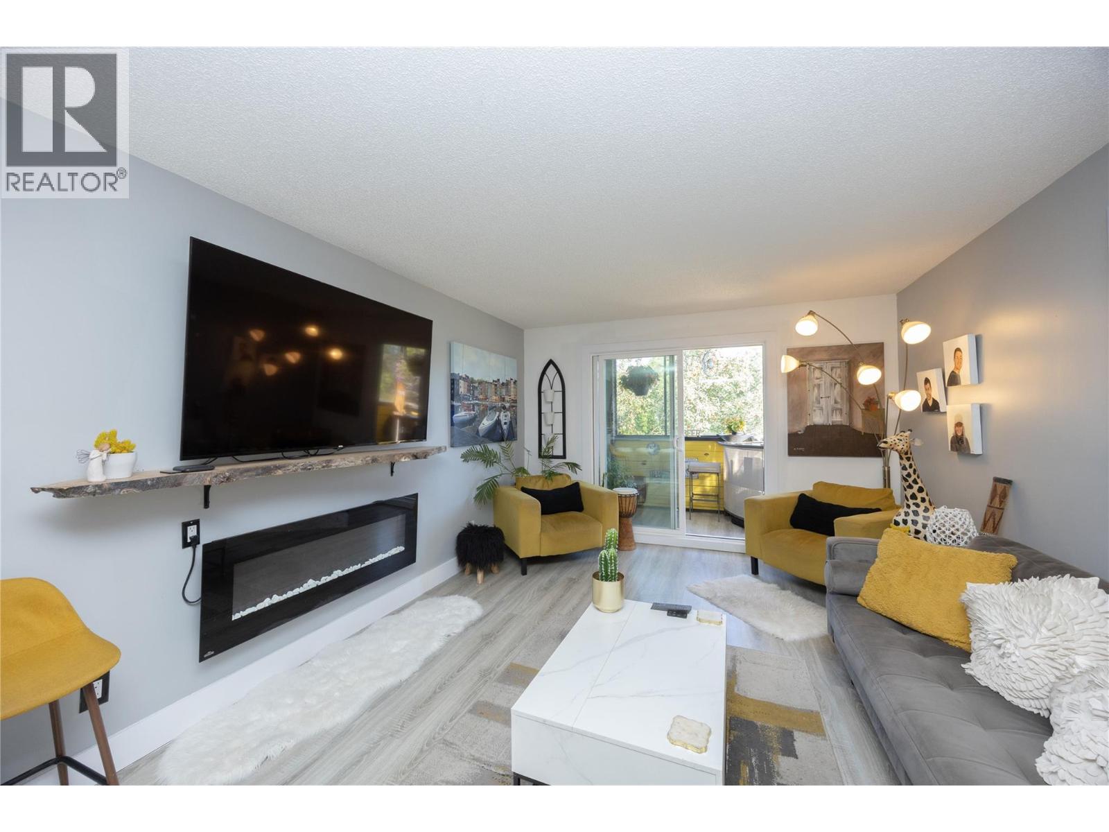 1915 Pacific Court Unit 206, Kelowna, BC V1Y 8B3