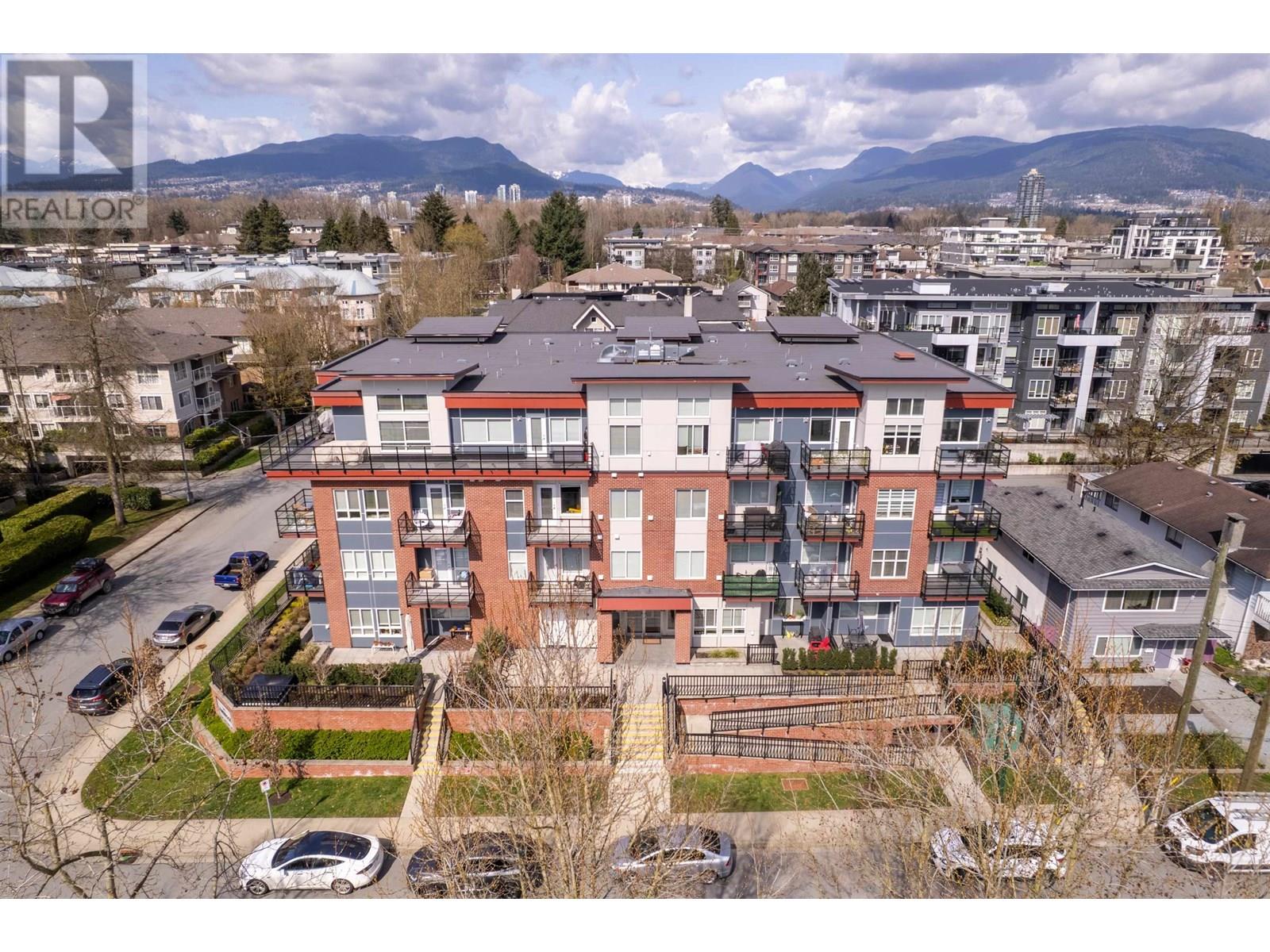 2389 Hawthorne Avenue Unit 204, Port Coquitlam, BC V3C 1X1
