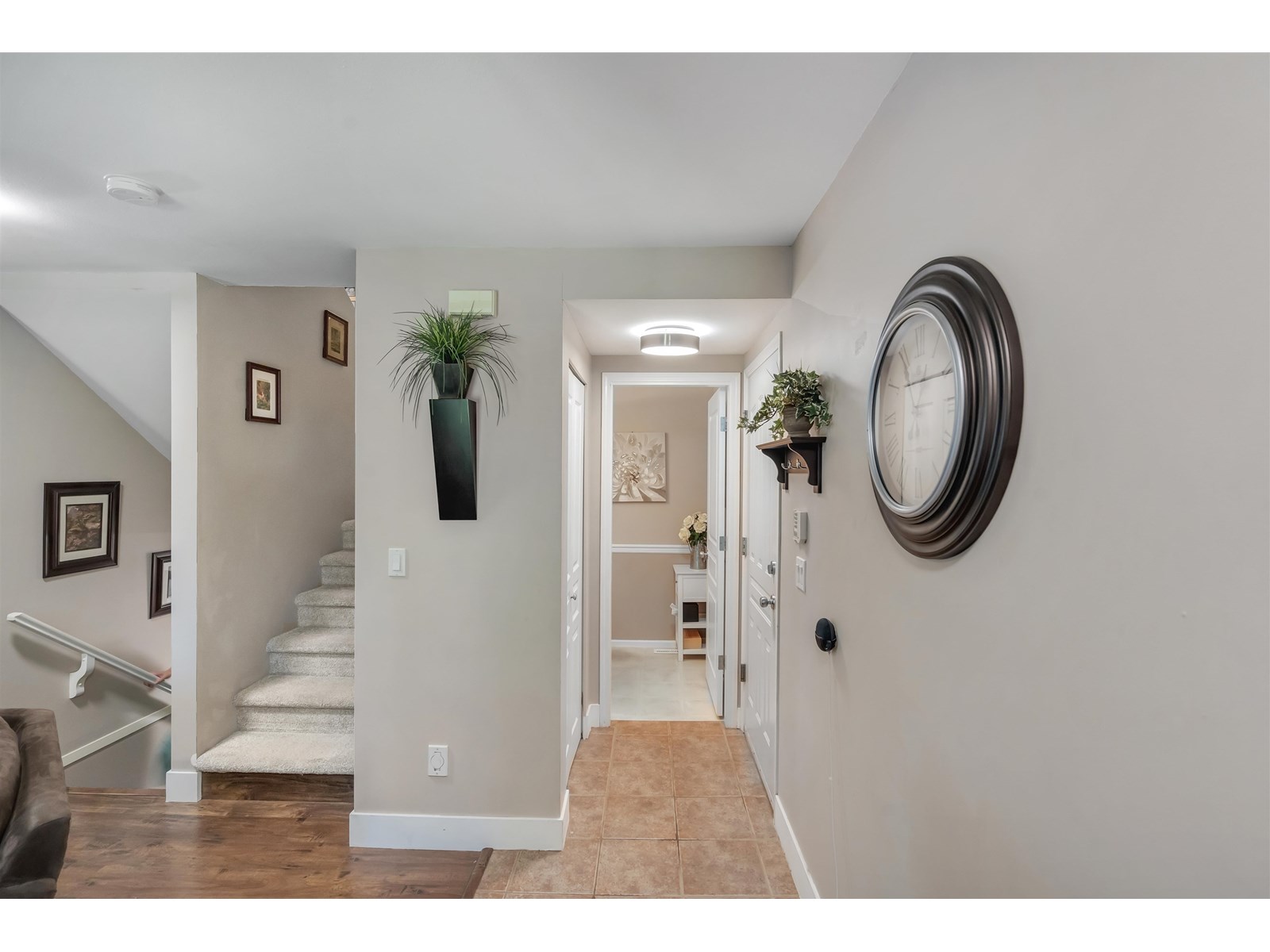 6747 137 Street Unit 1, Surrey, BC V3W 9C4