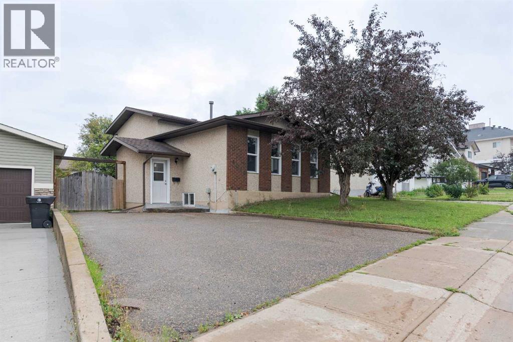 1069 Timberline Dr, Fort Mcmurray, AB T9K 1T9