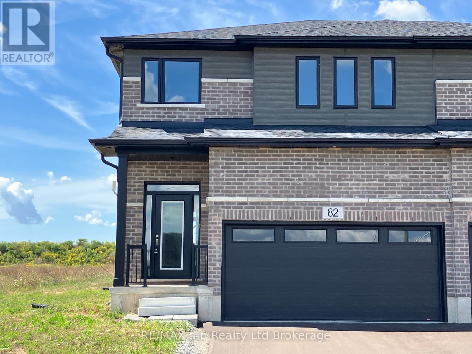 82 Cayley St, Norwich, ON N0J 1P0