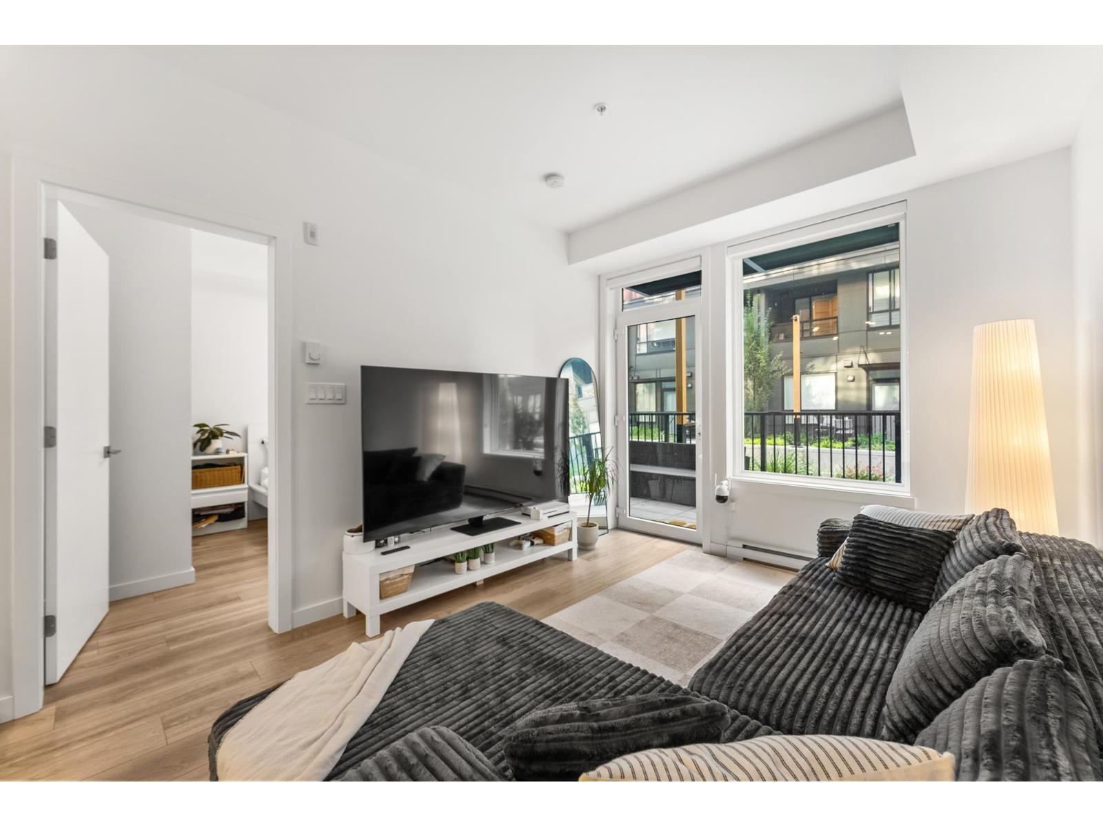 13858 108 Avenue Unit 107, Surrey, BC V3T 0T8